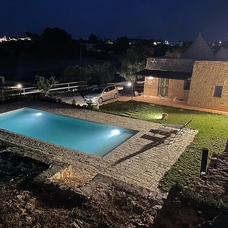 Trullo Il Querciolo 住宿加早餐酒店 3*