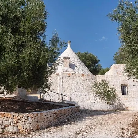 Trullo Il Querciolo 奥斯图尼
